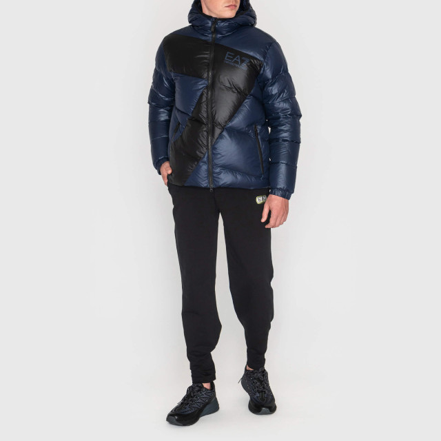 Пуховик Emporio Armani EA7