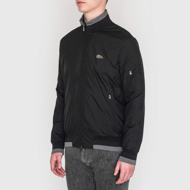 Ветровка Emporio Armani EA7