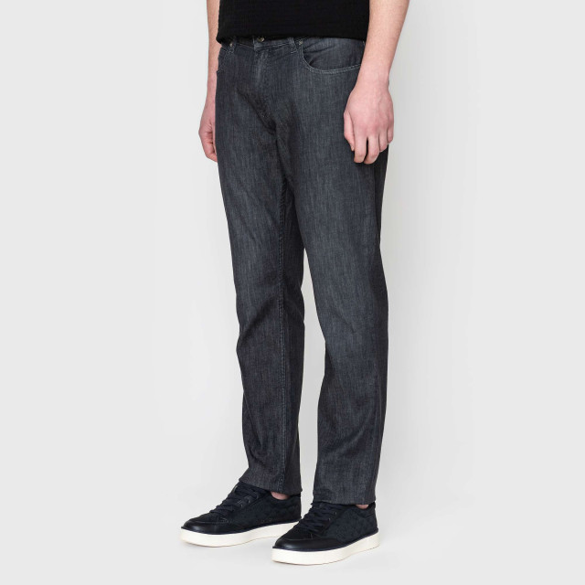 Джинсы Emporio Armani  
