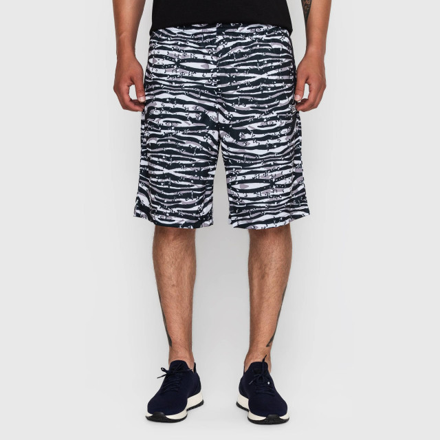Шорти Emporio Armani EA7