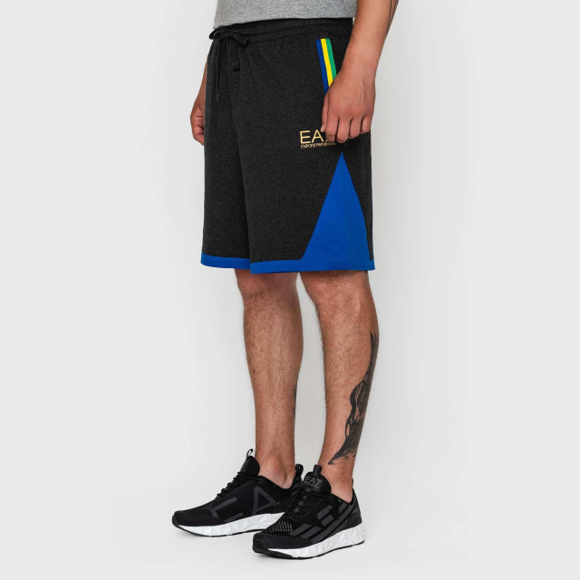 Шорти Emporio Armani EA7
