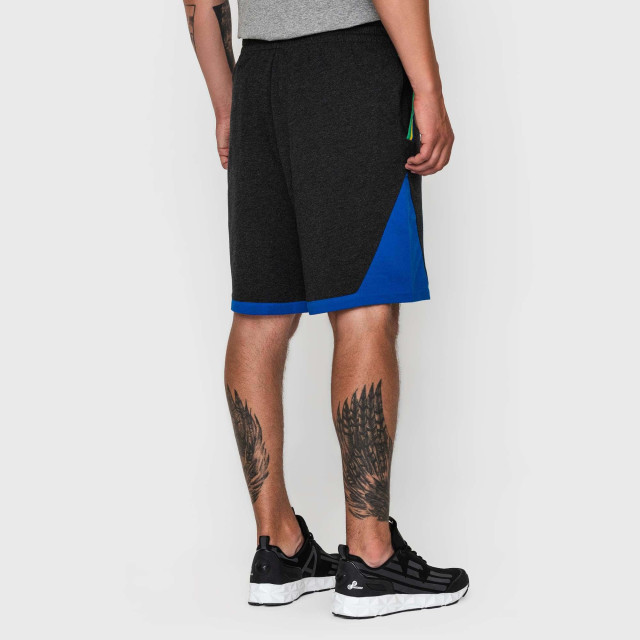 Шорти Emporio Armani EA7