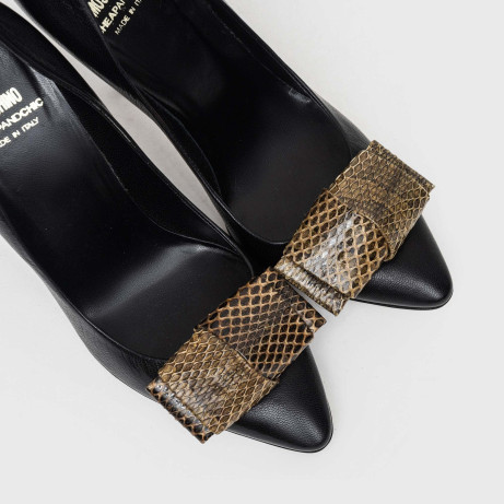 Туфлі Moschino