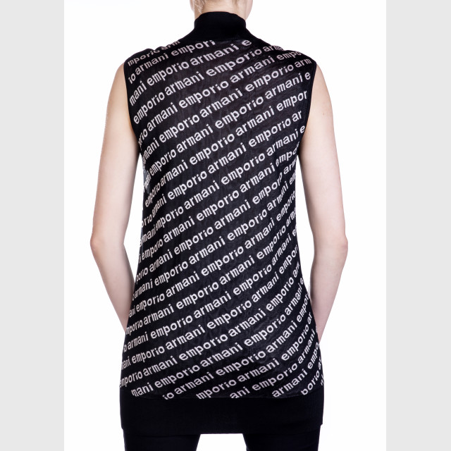 Топ Emporio Armani