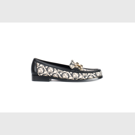 Лоферы Salvatore Ferragamo