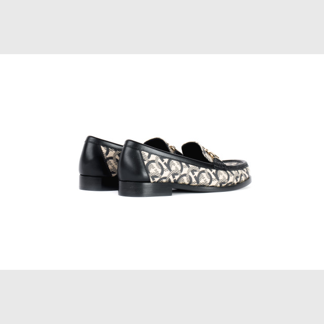 Лоферы Salvatore Ferragamo