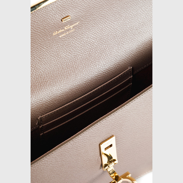 Сумка Salvatore Ferragamo
