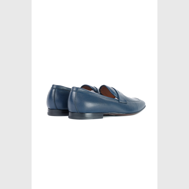 Лофери Corneliani