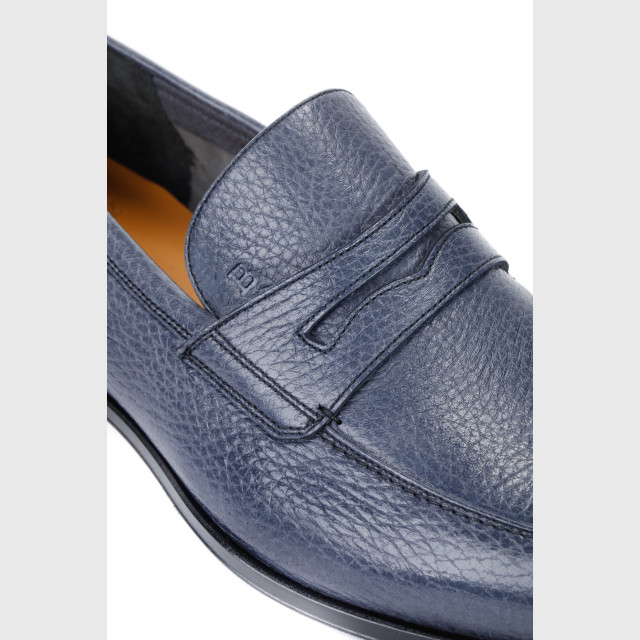 Лофери Bally