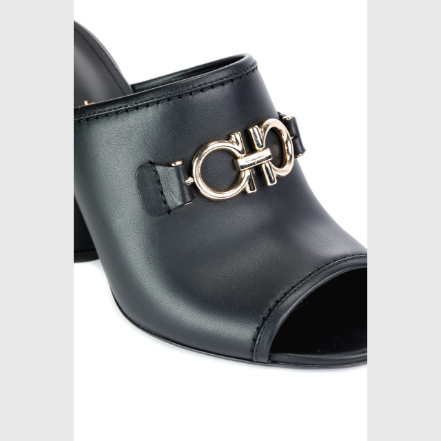 Мюли Salvatore Ferragamo